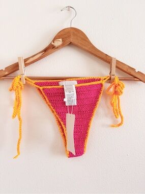 Musera Crochet Tie-Side Bikini Bottoms in Hot Pink and Orange NWT large